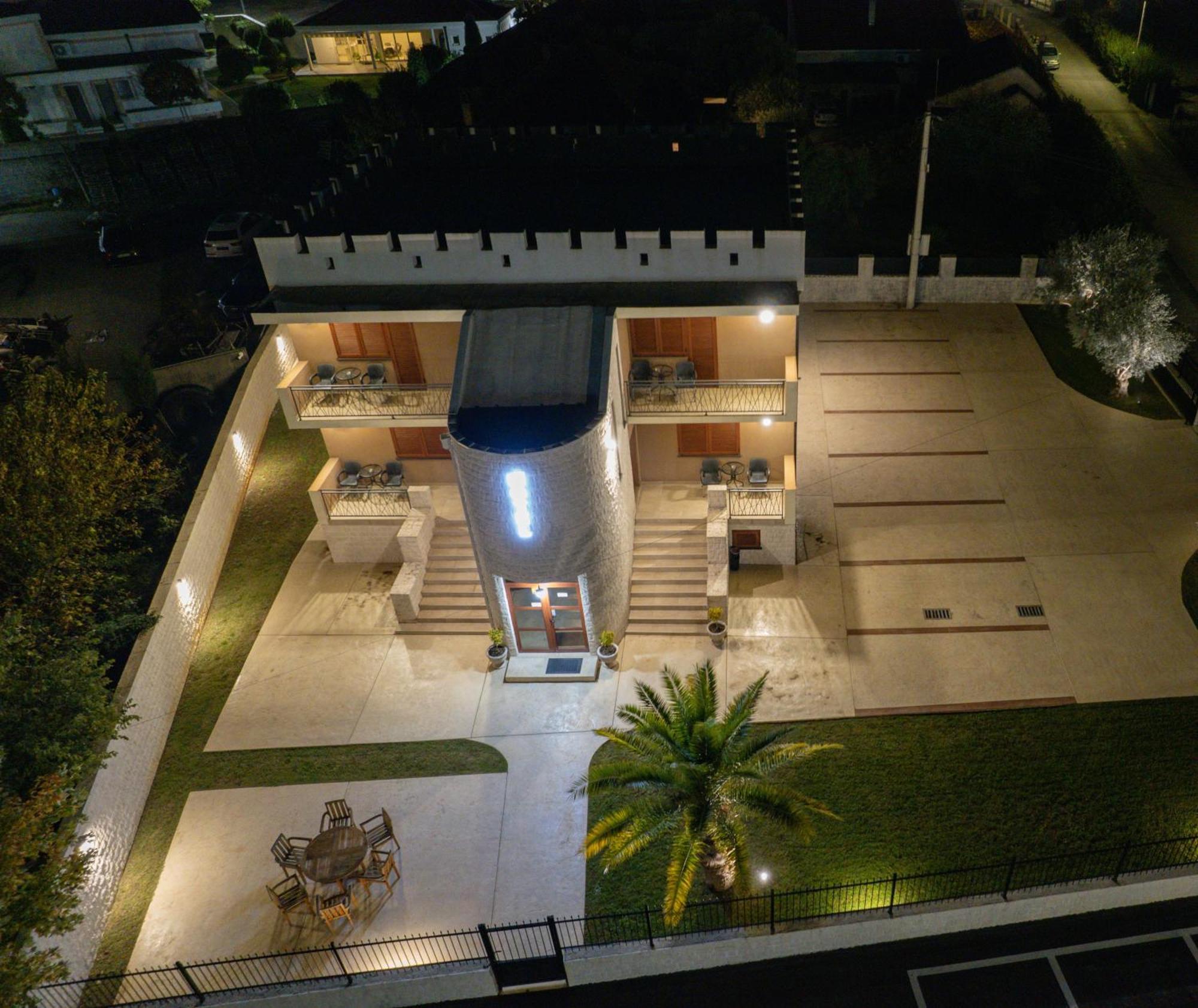 Motel Zeta Lux Mitrovici  Exteriör bild
