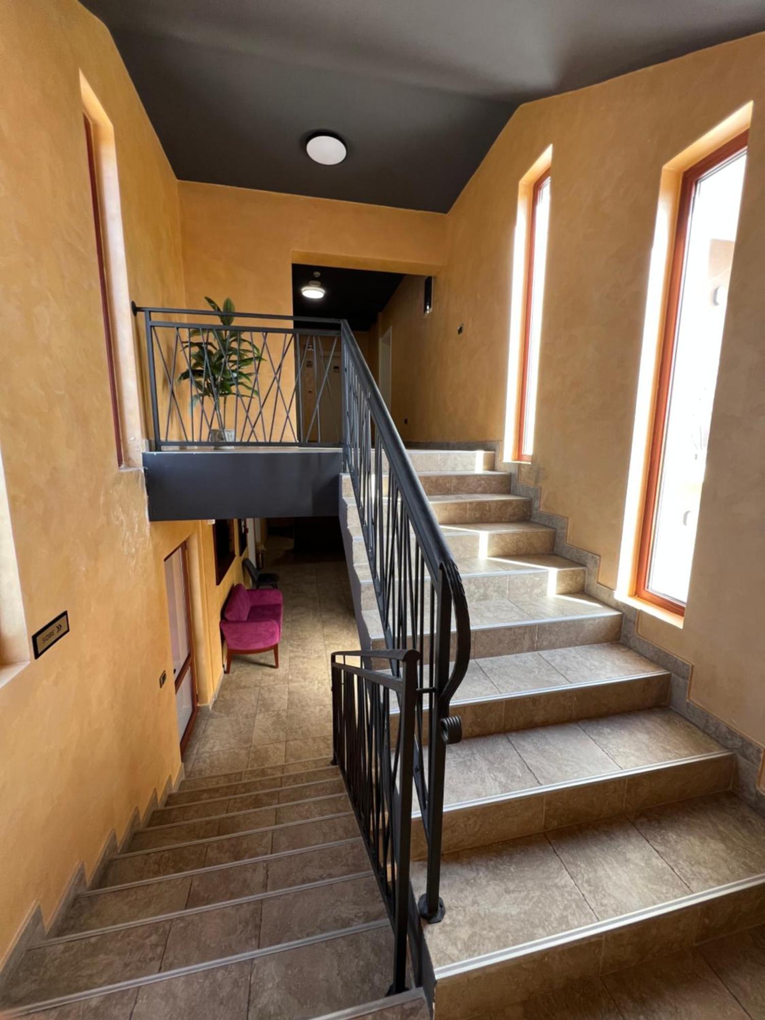 Motel Zeta Lux Mitrovici  Exteriör bild