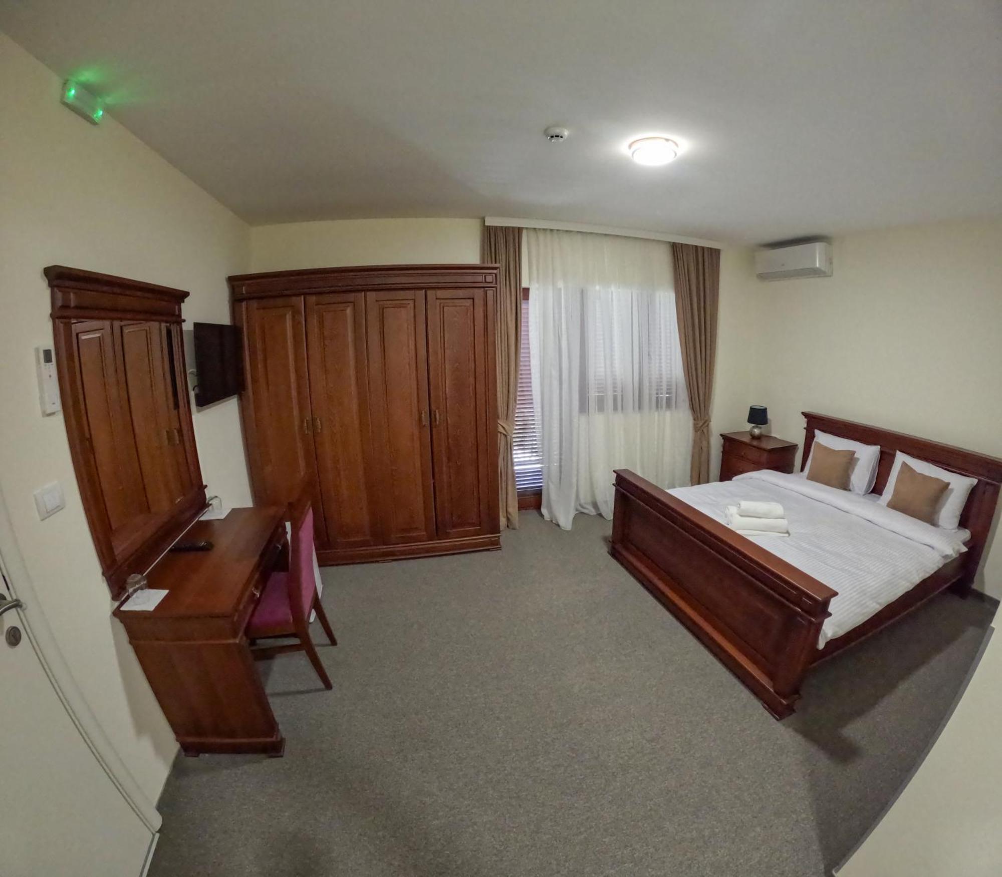 Motel Zeta Lux Mitrovici  Exteriör bild